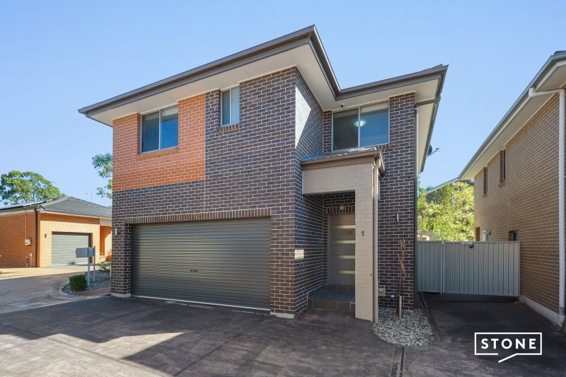 1 Hemanta Glade, Woodcroft