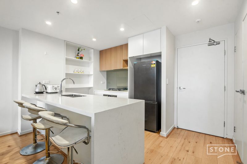 616/100 Fairway Drive, Norwest - Image 2