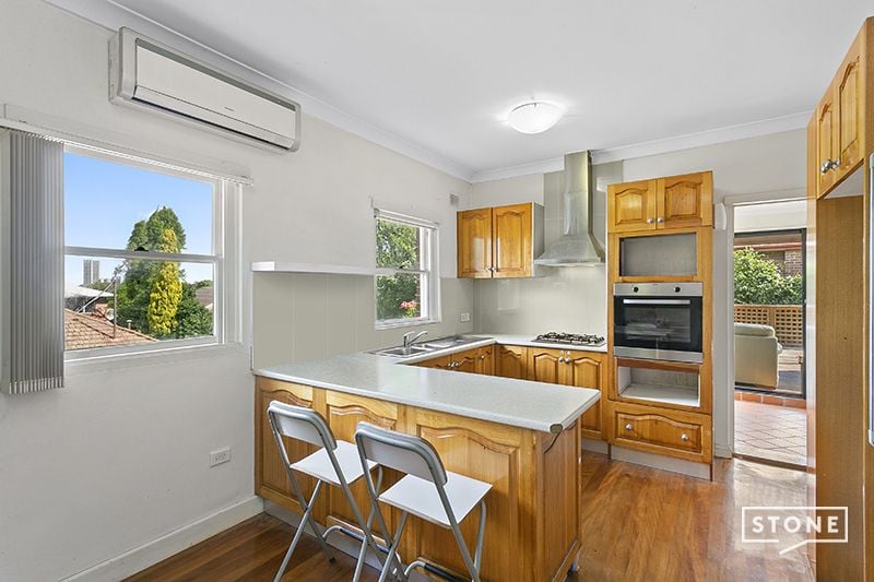6 Gloucester Avenue, North Parramatta - Image 2