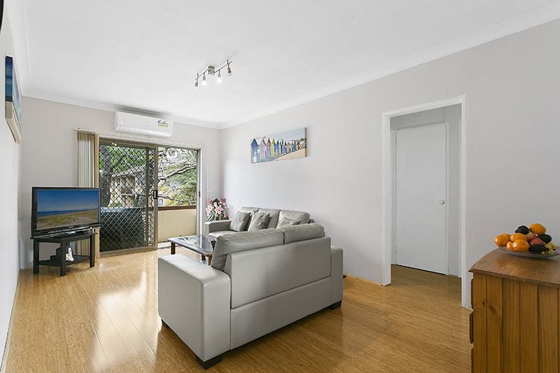 10/10 Fleet Street, North Parramatta