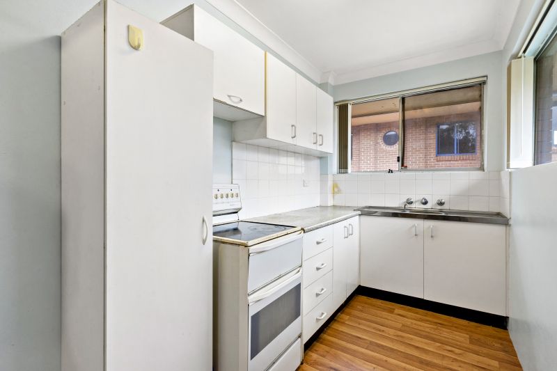 5/25 William Street, North Parramatta - Image 2