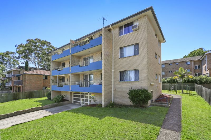 2/94 O'Connell Street, North Parramatta